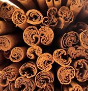 Load image into Gallery viewer, Organic Loose Ceylon Cinnamon Sticks