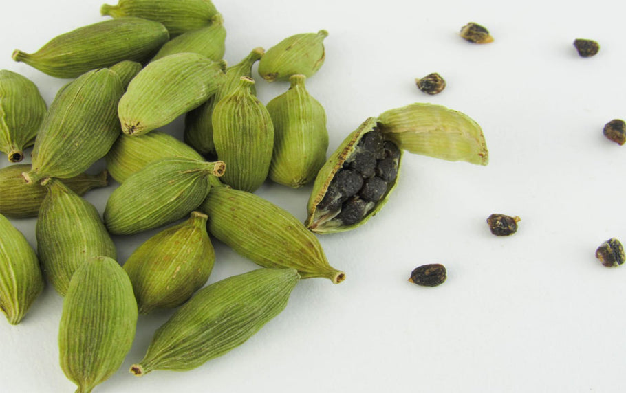 10 Benefits of Cardamom